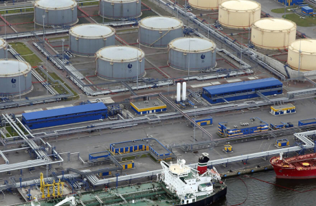 Хотят построить терминал по перевалке нефтепродуктов