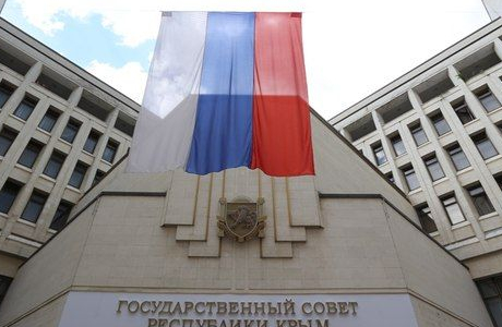 Сфера услуг возобновит работу с мая